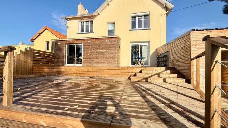 Maison - 170 m² - 7 pièces