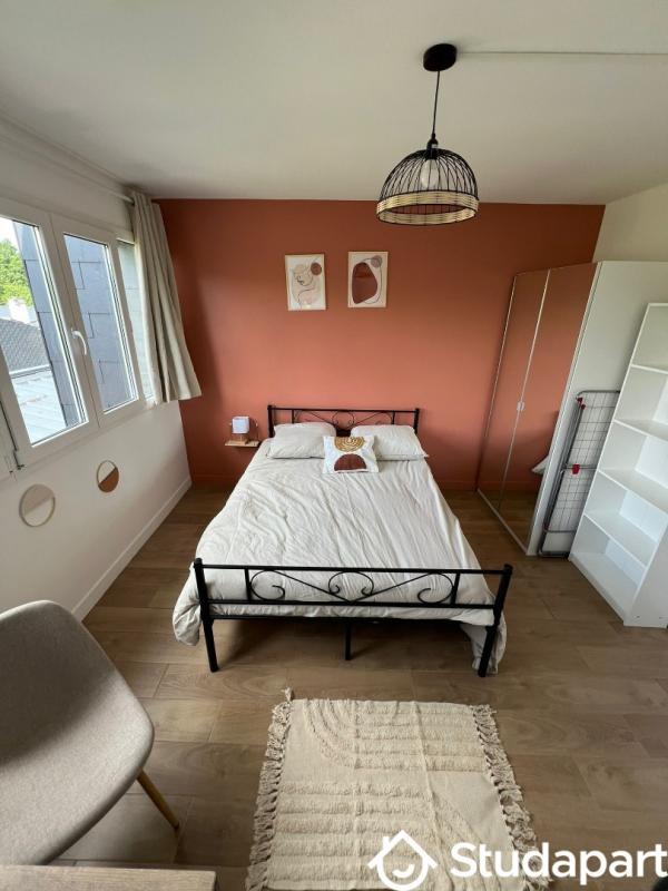 Chambre - 9 m² - 1 pièce