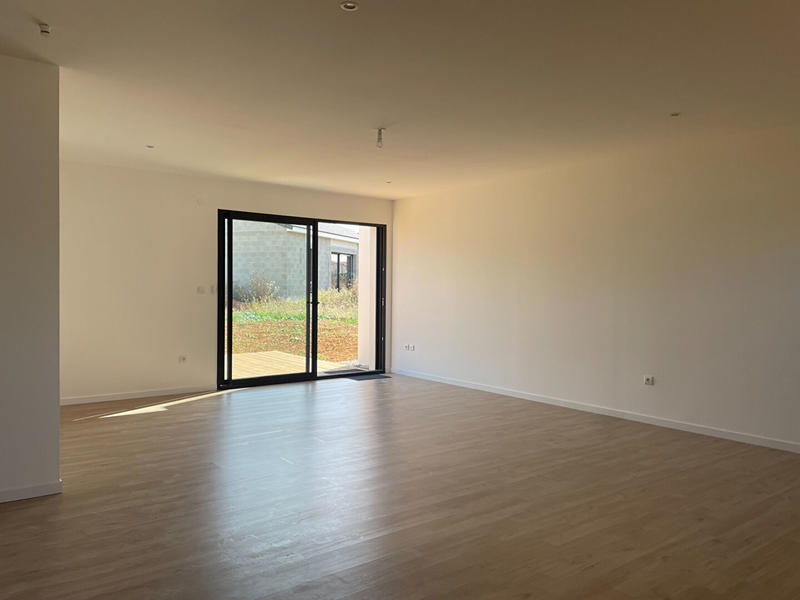 Maison - 94 m² - 4 pièces