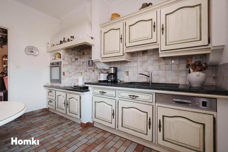 Villa - 290 m² - 6 pièces