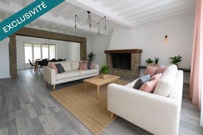 Maison - 206 m² - 6 pièces