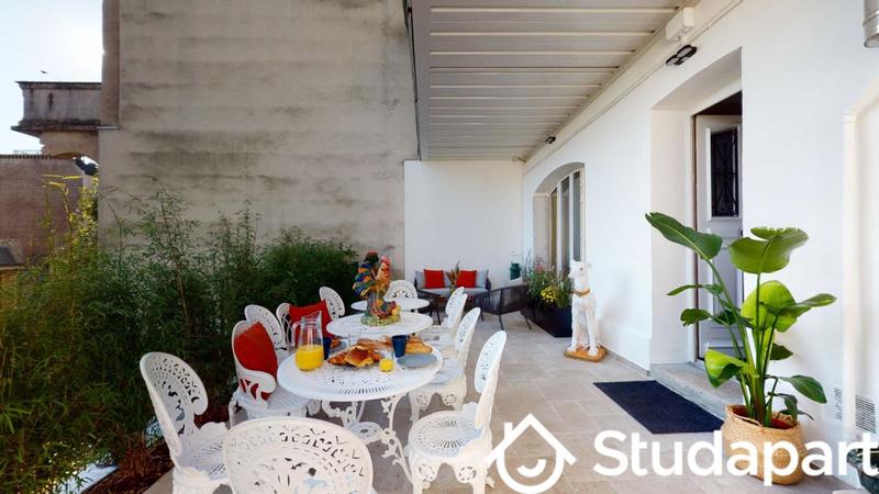 Chambre - 28 m² - 1 pièce