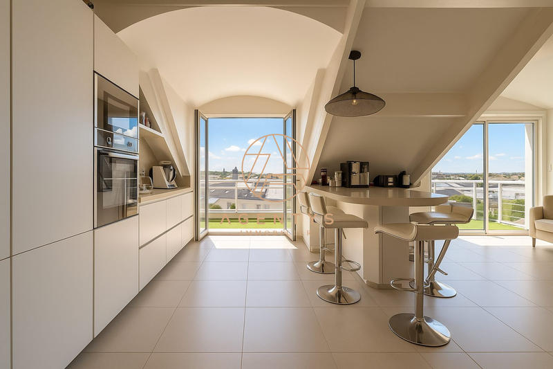 Appartement - 92 m² - 4 pièces