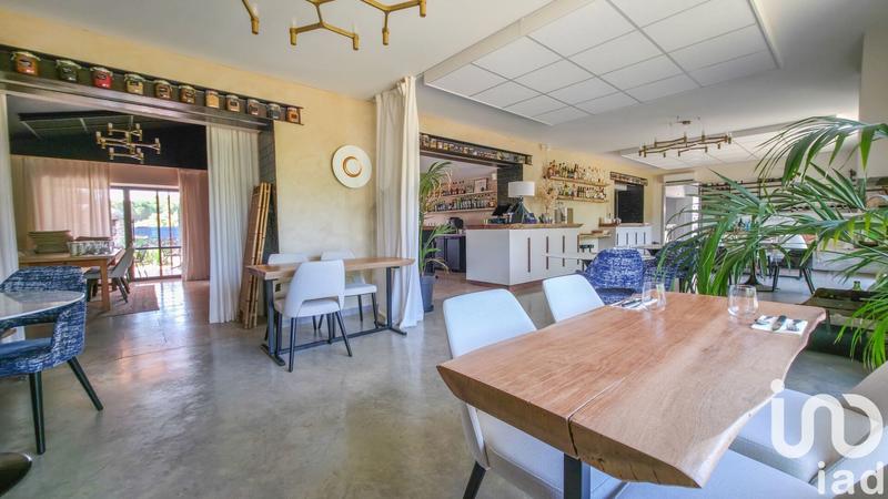 Maison - 265 m² - 5 pièces