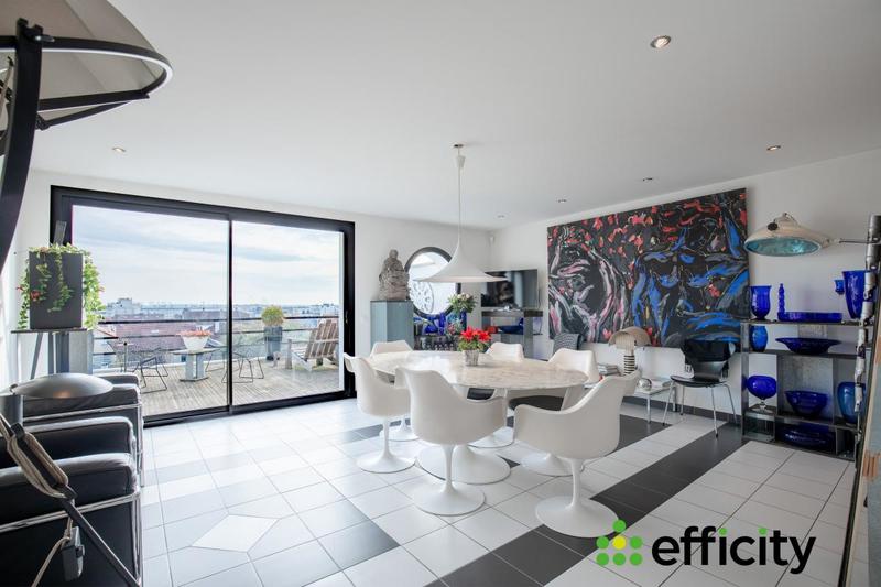 Maison - 358 m² - 7 pièces