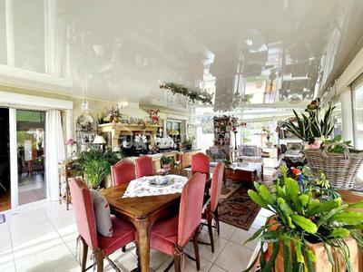 Maison - 120 m² - 3 pièces