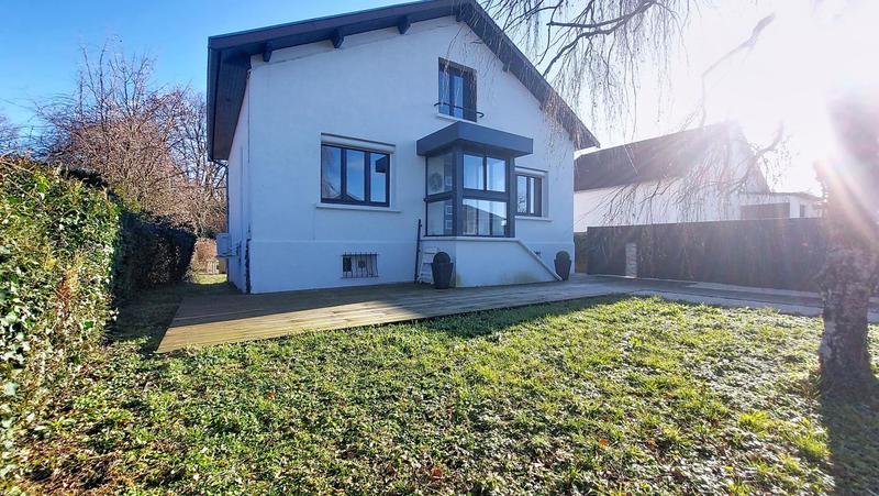 Maison - 140 m² - 4 pièces