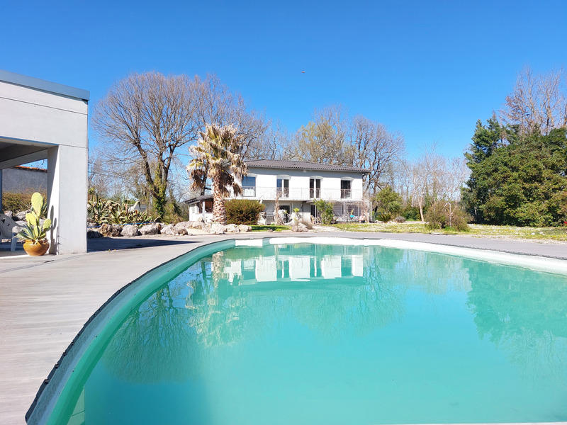 Maison - 178 m² - 6 pièces