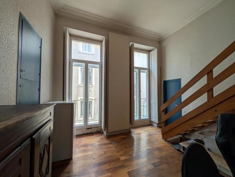 Appartement - 66 m² - 2 pièces