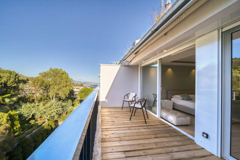 Appartement - 140 m² - 4 pièces