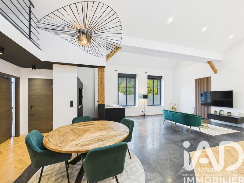 Loft - 111 m² - 5 pièces