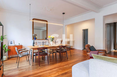 Appartement - 85 m² - 3 pièces