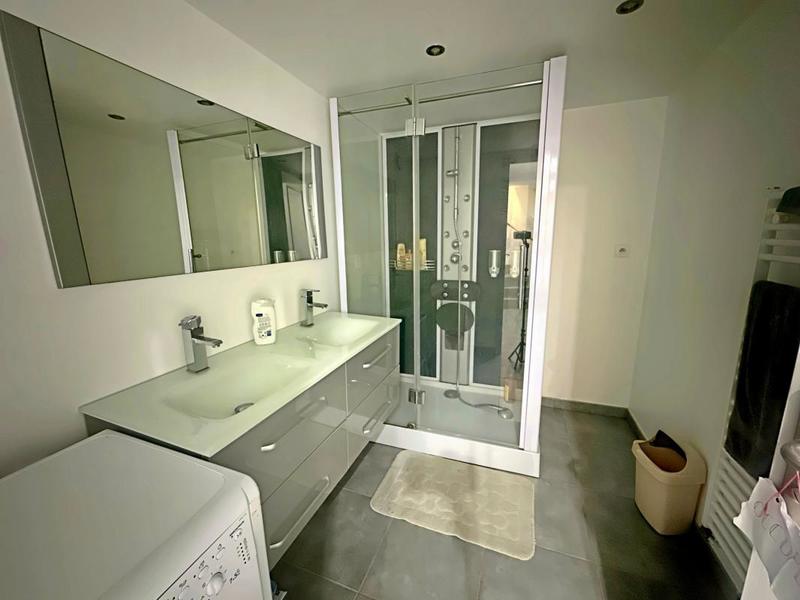 Immeuble - 252 m² - 11 pièces