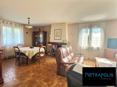 Maison traditionnelle - 128 m² - 5 pièces