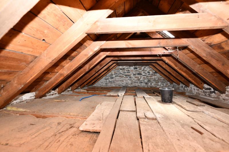 Maison - 93 m² - 5 pièces