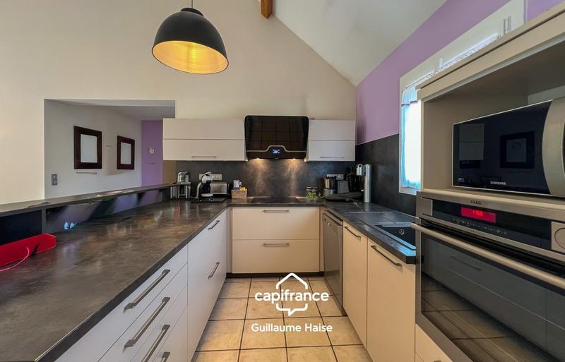 Maison - 171 m² - 6 pièces