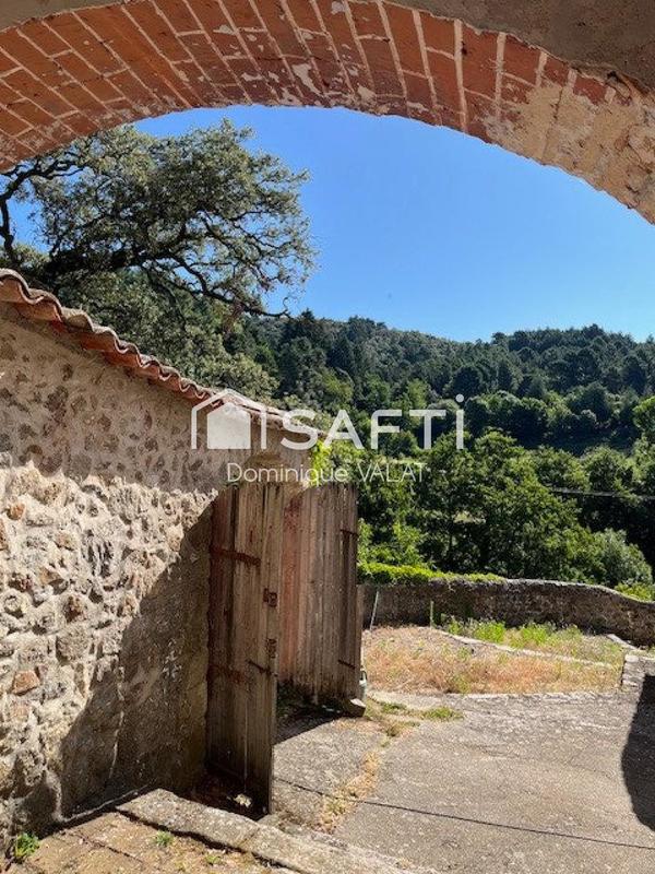 Maison - 457 m² - 16 pièces