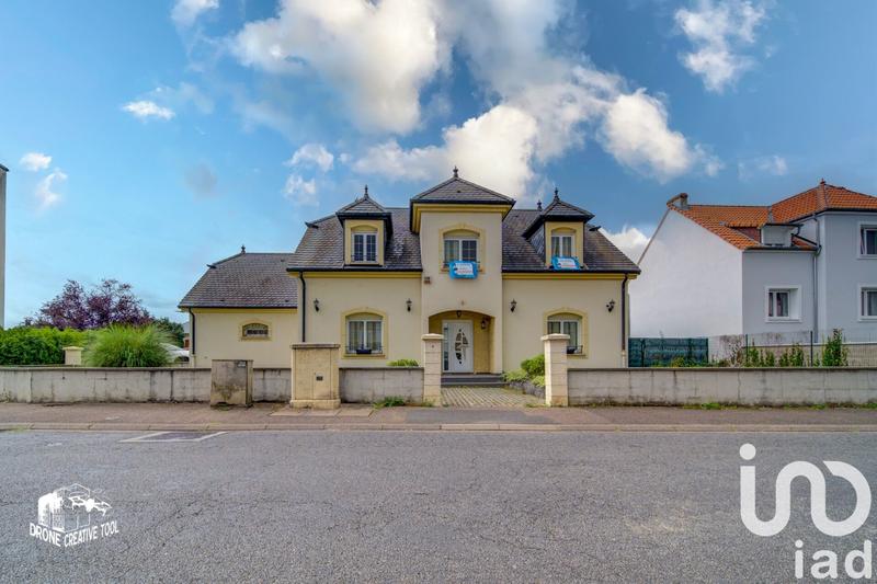 Maison - 191 m² - 7 pièces