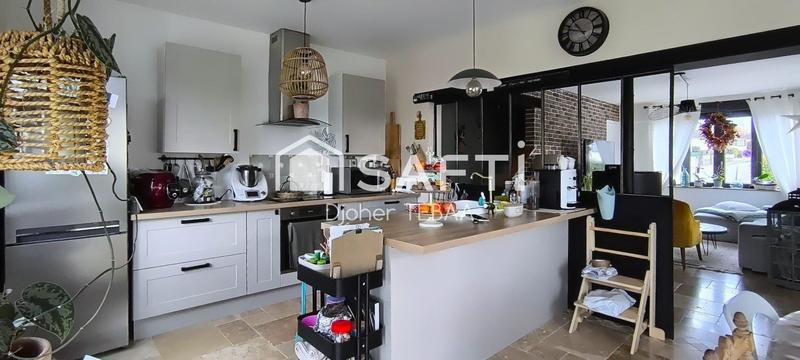 Maison - 96 m² - 6 pièces