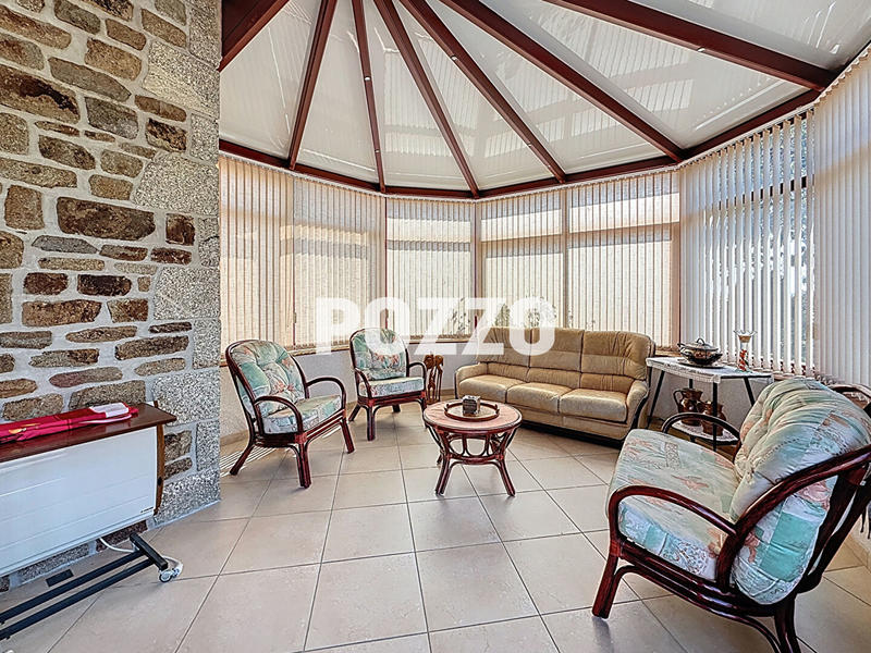 Maison - 200 m² - 7 pièces