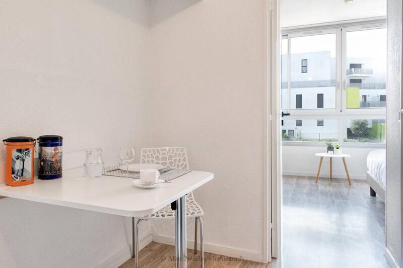 Studio - 16 m² - 1 pièce