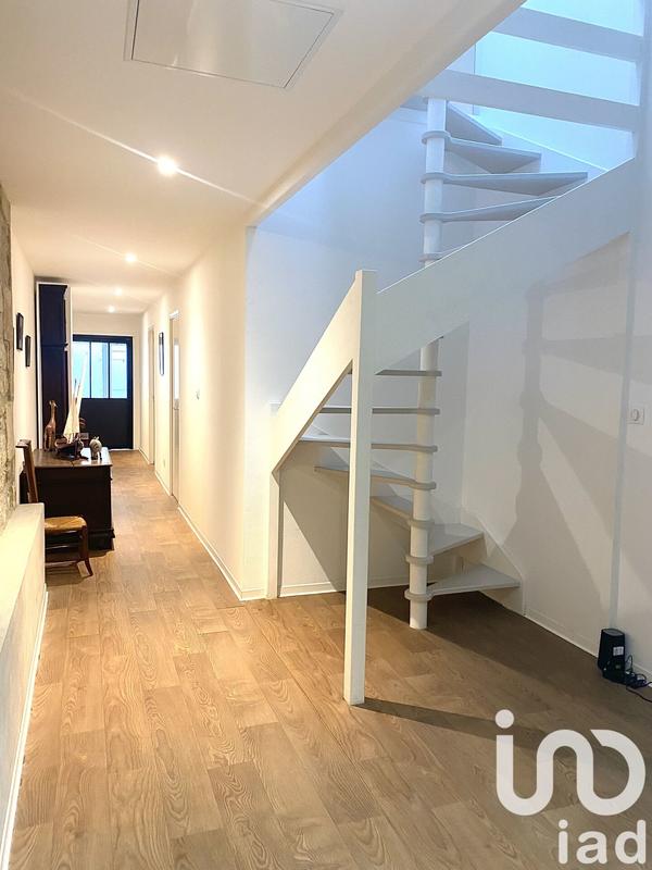 Maison de maîtres - 308 m² - 5 pièces