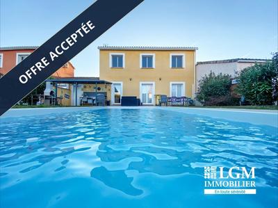 Maison - 99 m² - 4 pièces