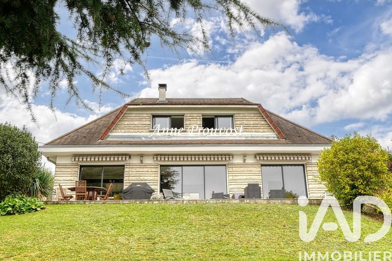 Maison - 173 m² - 7 pièces