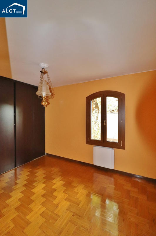 Villa - 155 m² - 6 pièces