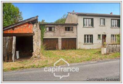 Maison - 104 m² - 4 pièces