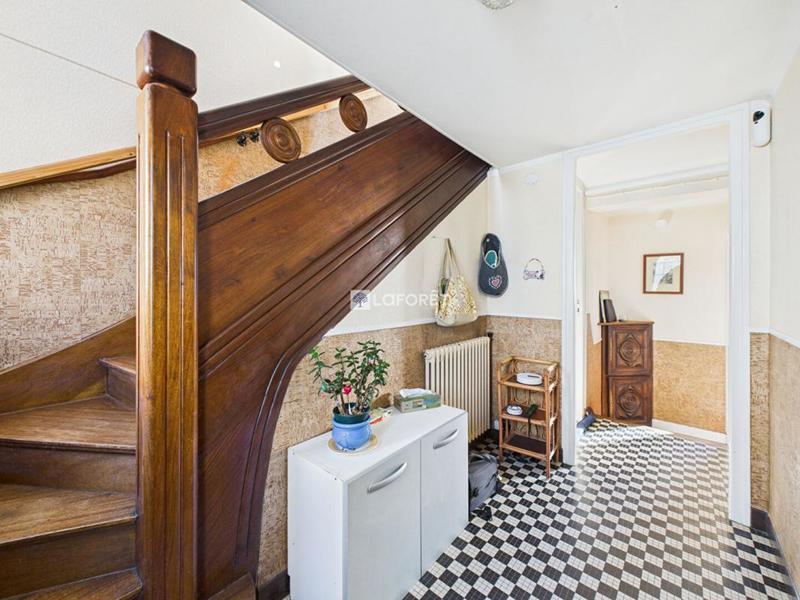 Maison - 93 m² - 5 pièces