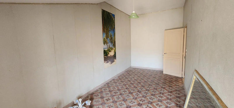 Maison - 255 m² - 9 pièces