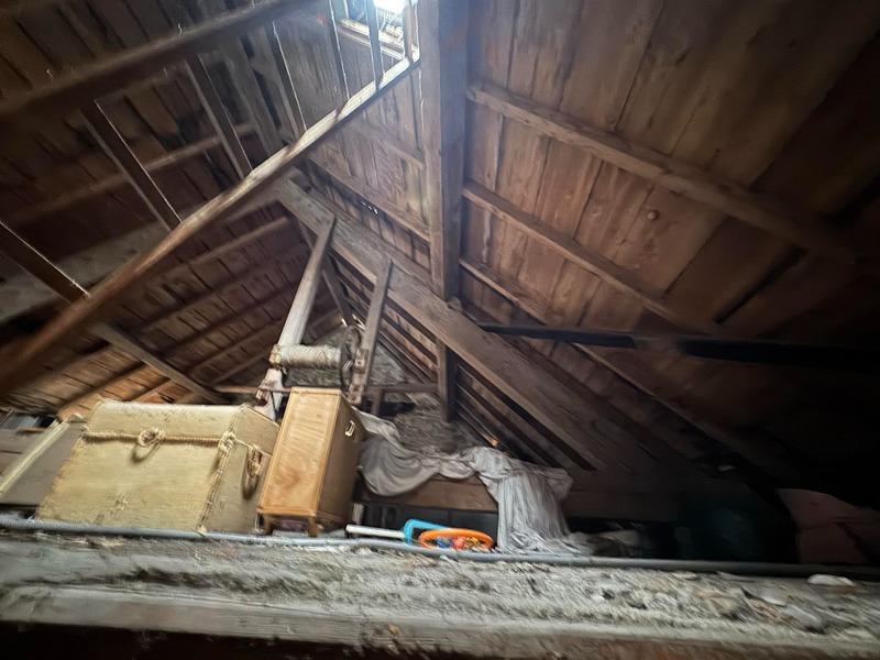 Maison - 257 m² - 11 pièces