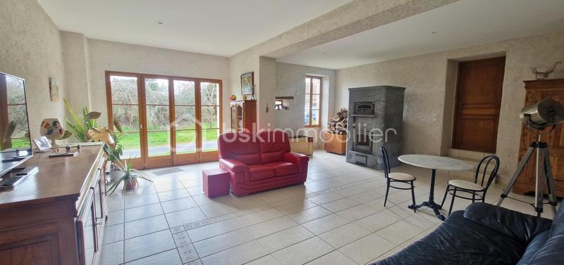 Longère - 275 m² - 9 pièces