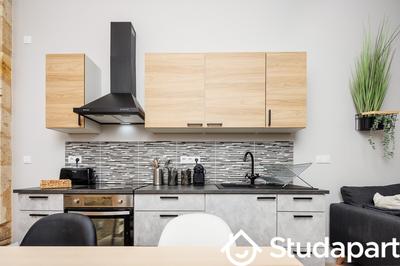 Chambre - 13 m² - 1 pièce