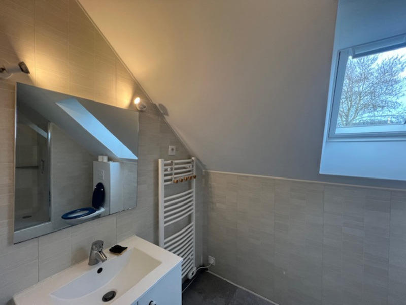 Maison - 121 m² - 7 pièces