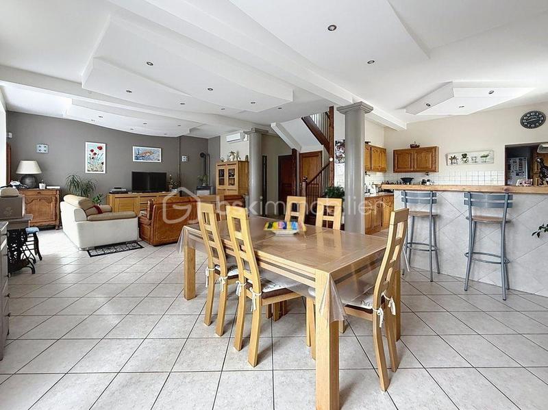 Maison de campagne - 223 m² - 10 pièces