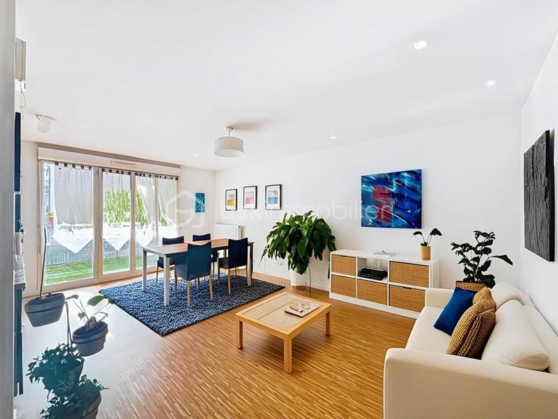 Appartement - 79 m² - 4 pièces