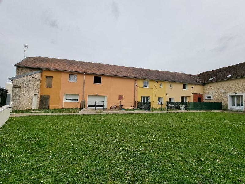 Immeuble - 20 pièces