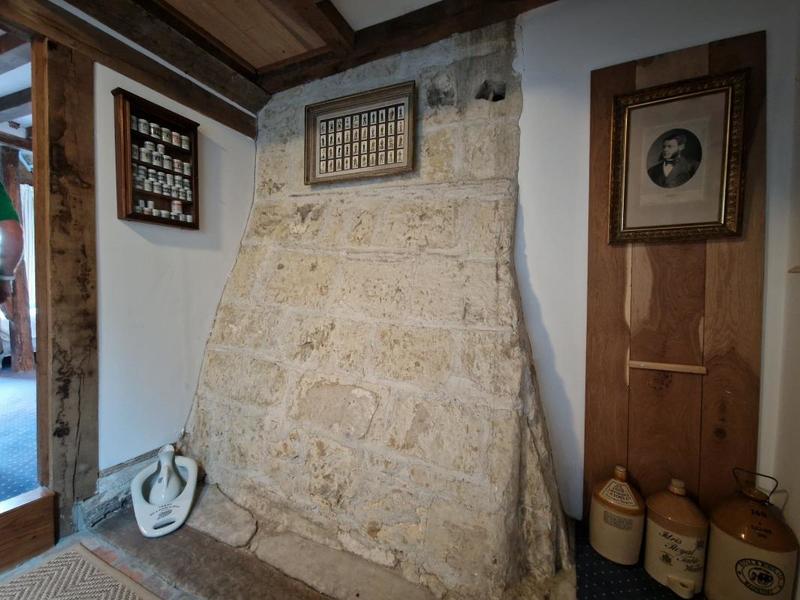 Maison ancienne - 208 m² - 8 pièces