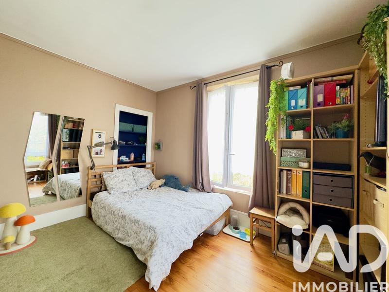 Maison - 200 m² - 8 pièces