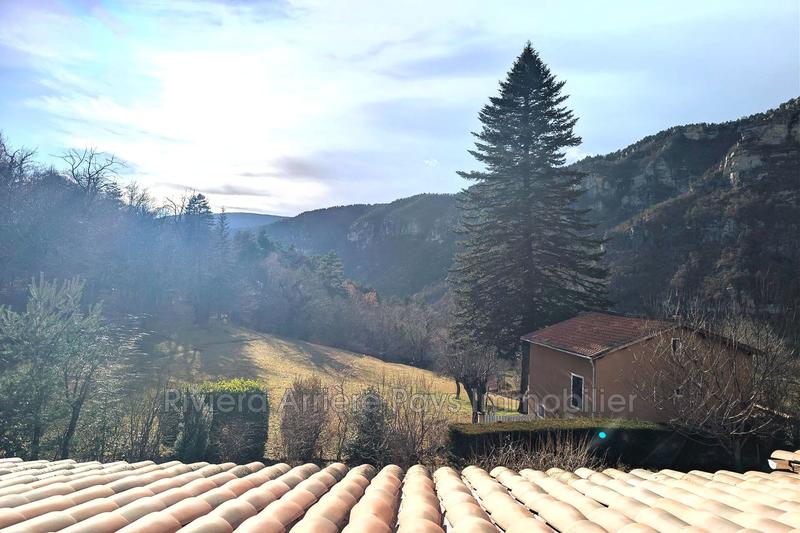 Maison - 122 m² - 6 pièces