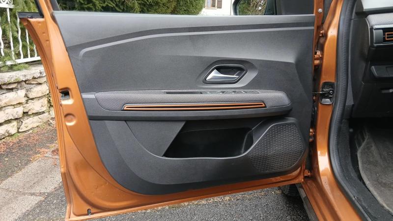 Dacia Sandero III 1.0 TCe 90 Stepway Confort