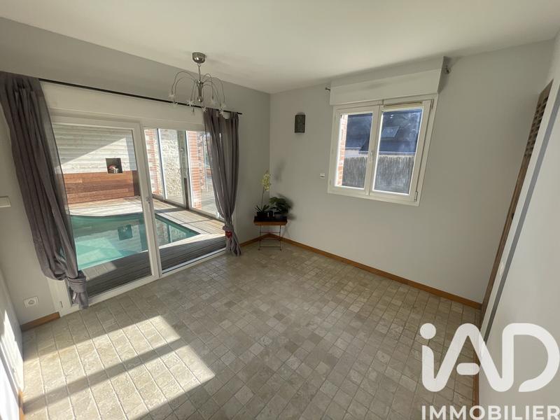 Maison - 200 m² - 6 pièces