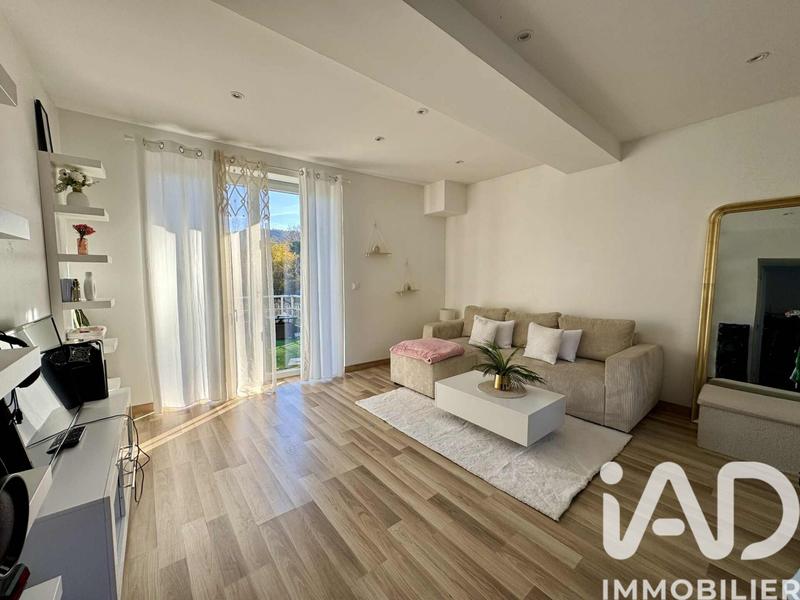 Maison - 106 m² - 5 pièces