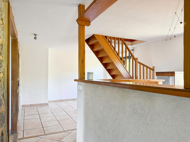 Maison - 240 m² - 10 pièces