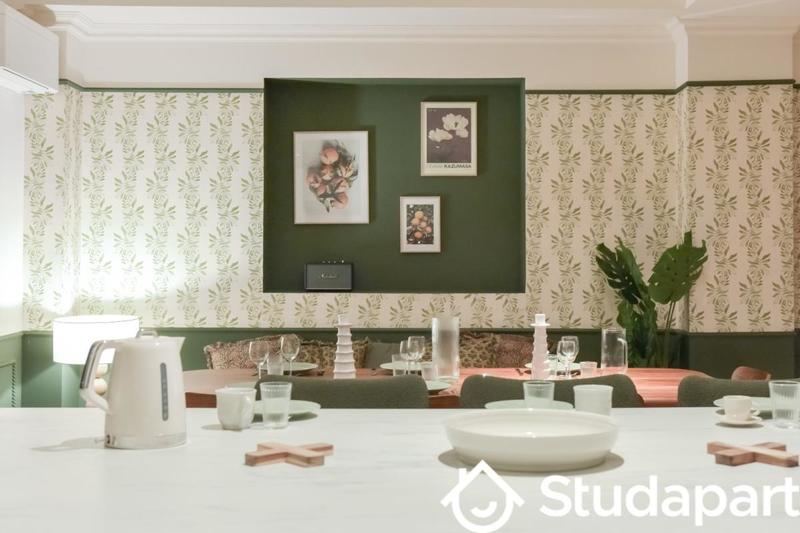 Chambre - 17 m² - 1 pièce