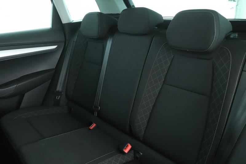 Skoda Karoq 1.0 Tsi Ambition Dsg7 116 ch