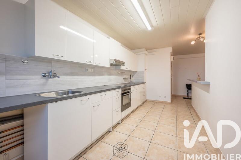Appartement - 77 m² - 5 pièces