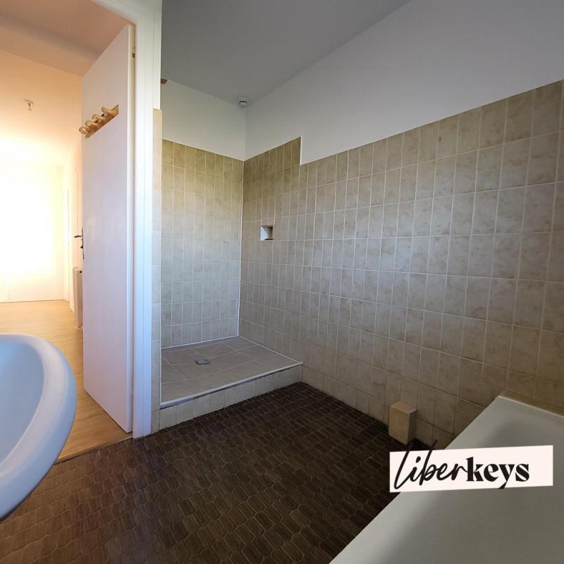 Pavillon - 104 m² - 5 pièces